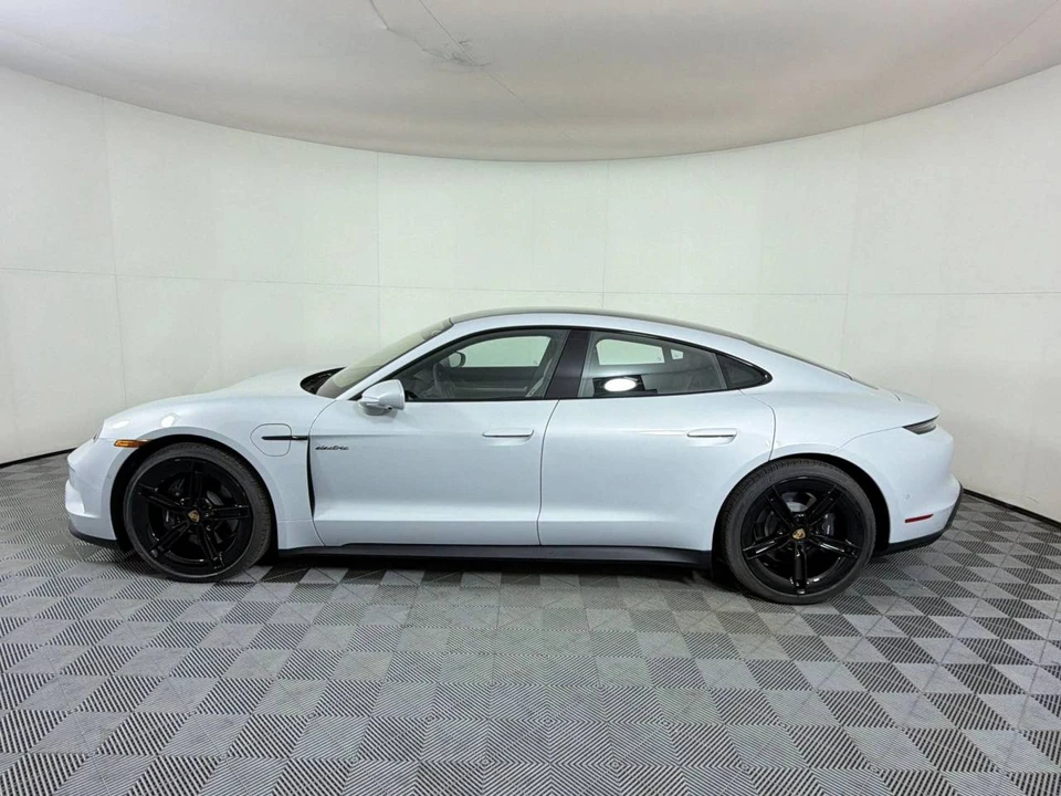 2026 Porsche Taycan - Image 2 of 5