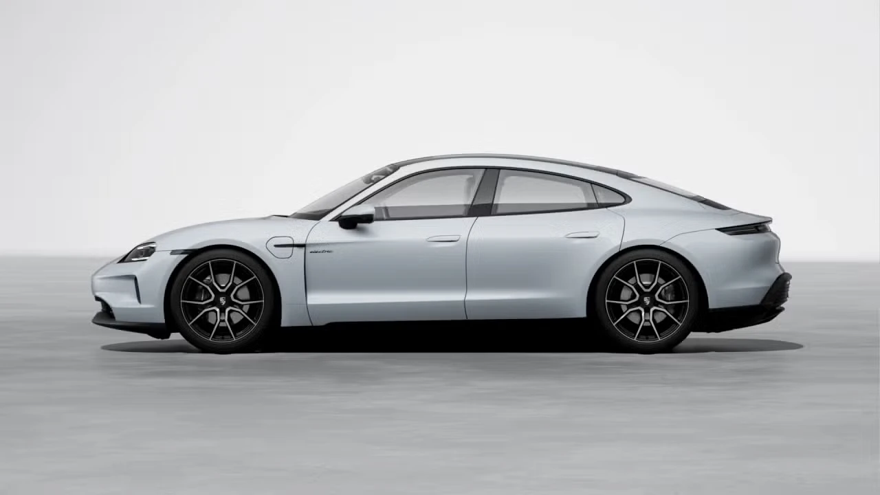 2026 Porsche Taycan - Image 12 of 31