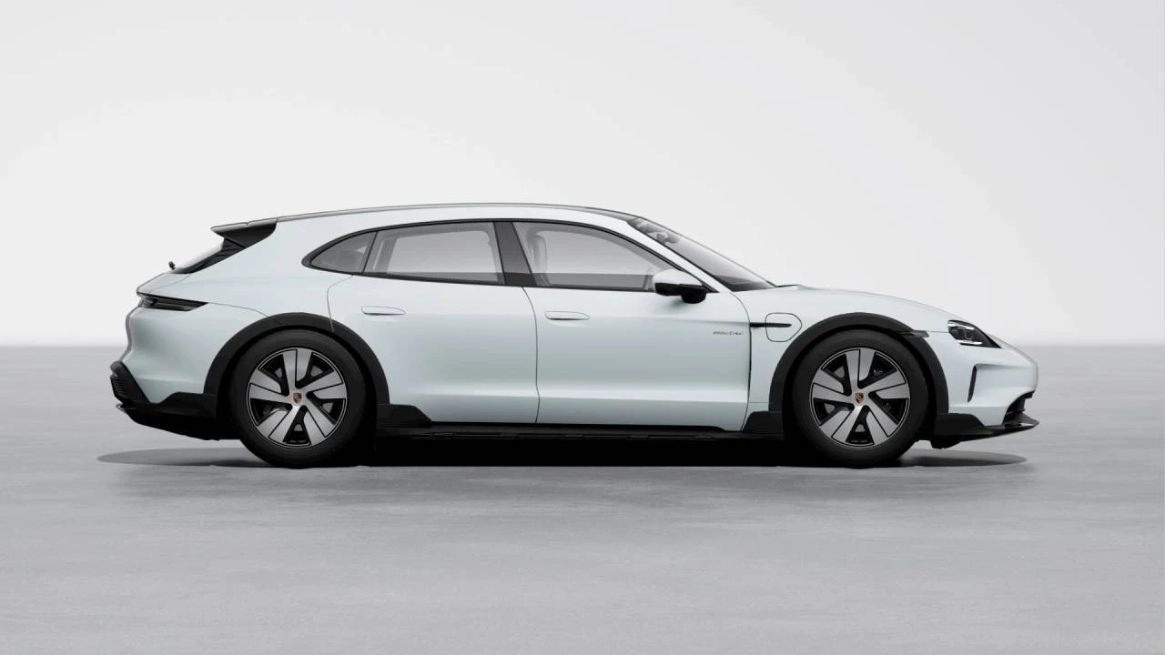 2026 Porsche Taycan - Image 6 of 10