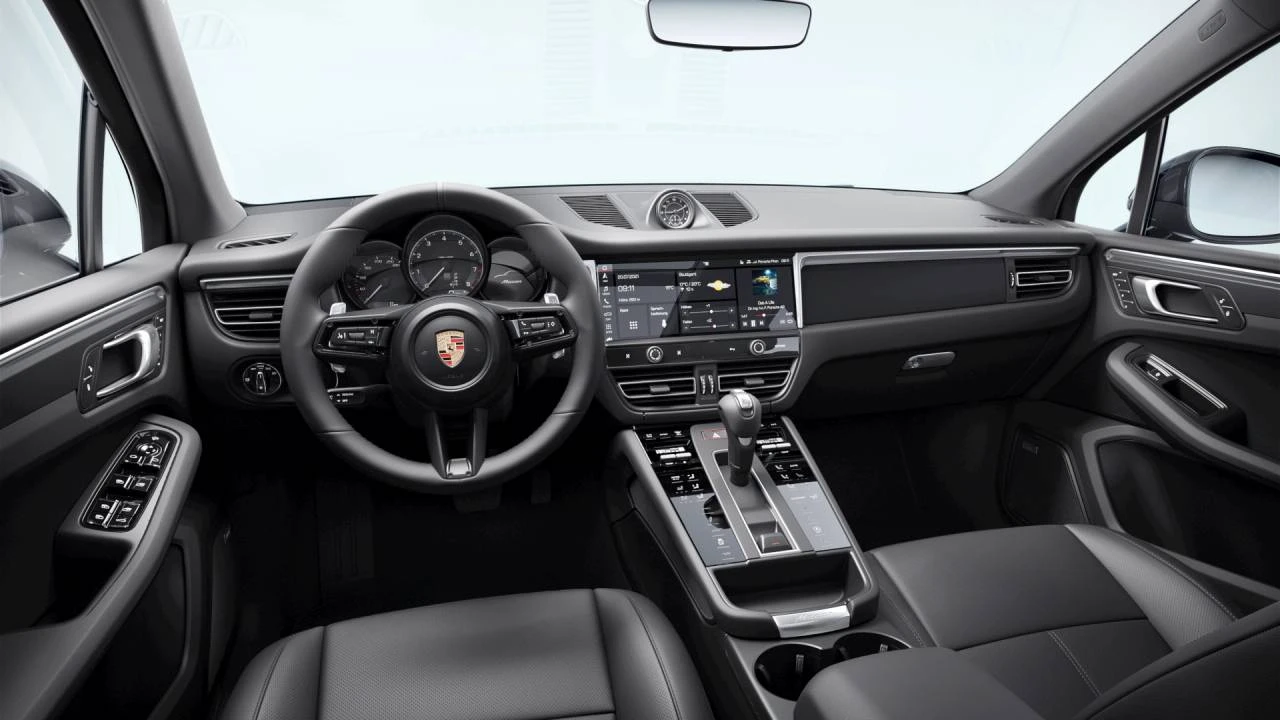 2026 Porsche Macan - Image 9 of 10