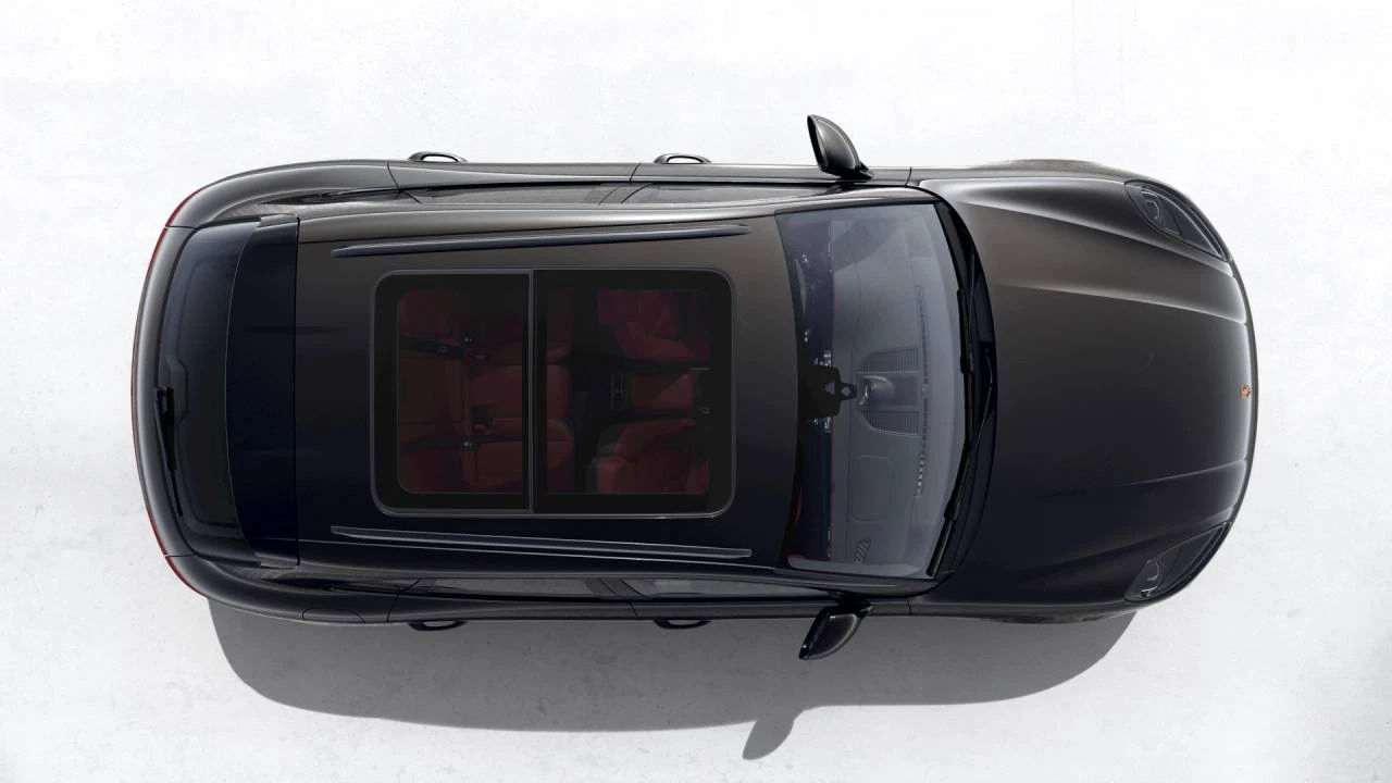 2026 Porsche Macan - Image 5 of 10