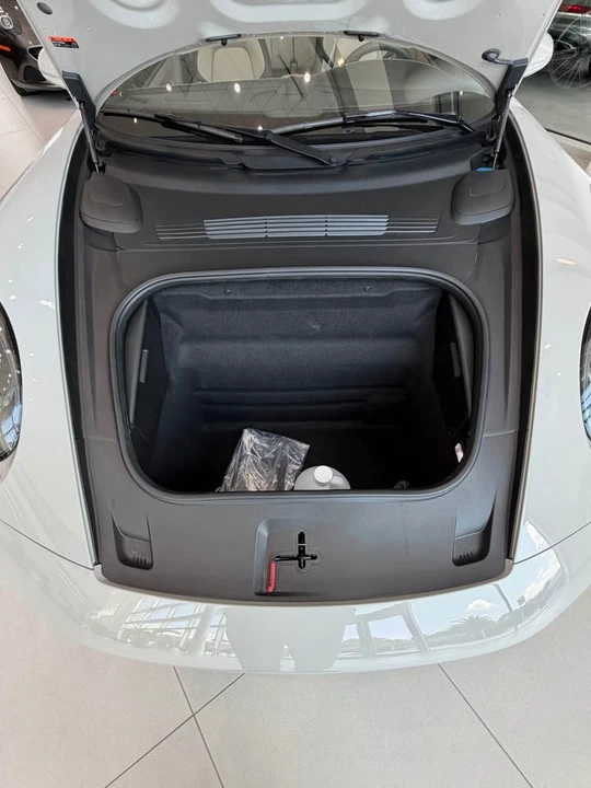 2026 Porsche 992 GT2 RS - Image 16 of 17