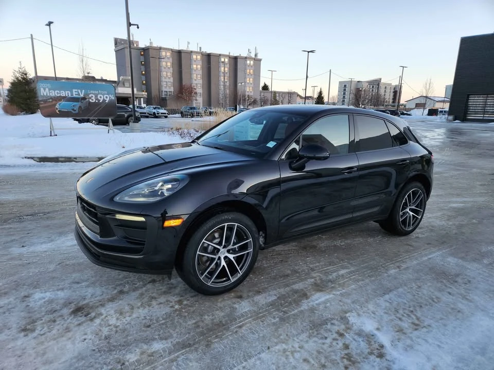 2026 Porsche Macan - Image 2 of 8