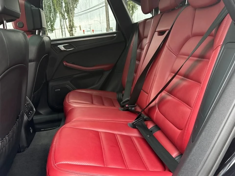 2026 Porsche Macan GTS - Image 14 of 17