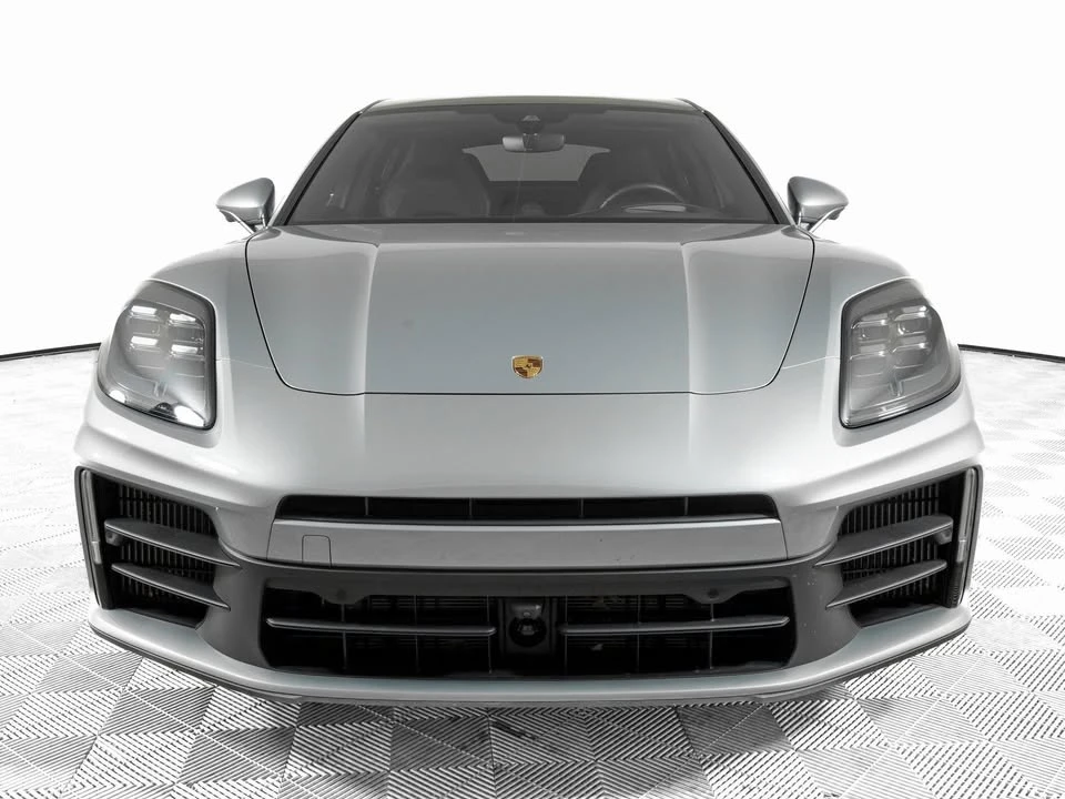 2026 Porsche 976 Panamera - Image 2 of 12