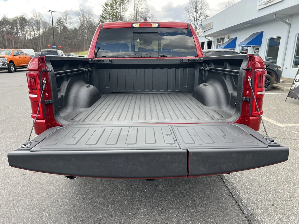 2026 Ram - Image 10 of 31