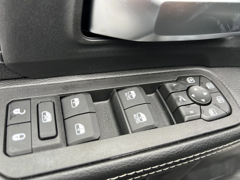 2026 Ram - Image 23 of 31