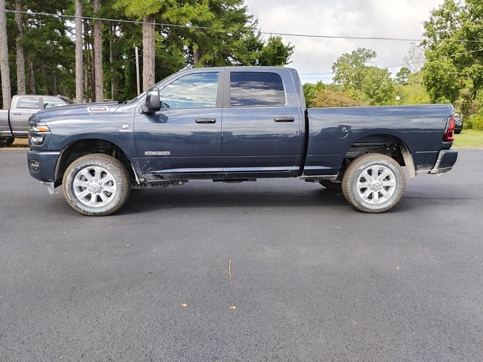 2026 Ram 2500 - Image 8 of 12