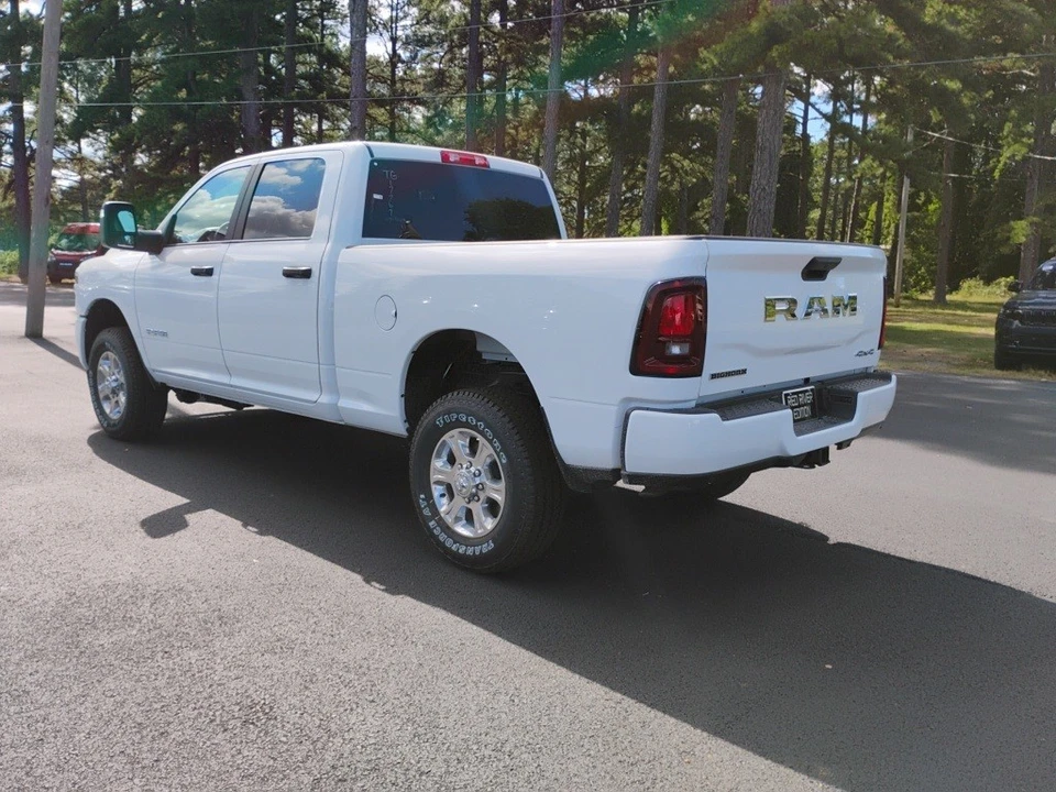 2026 Ram 2500 - Image 7 of 12