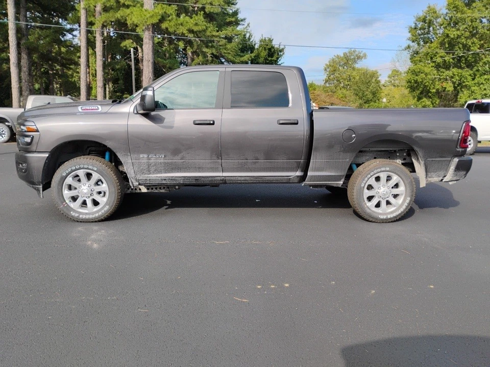 2026 Ram 2500 - Image 8 of 12