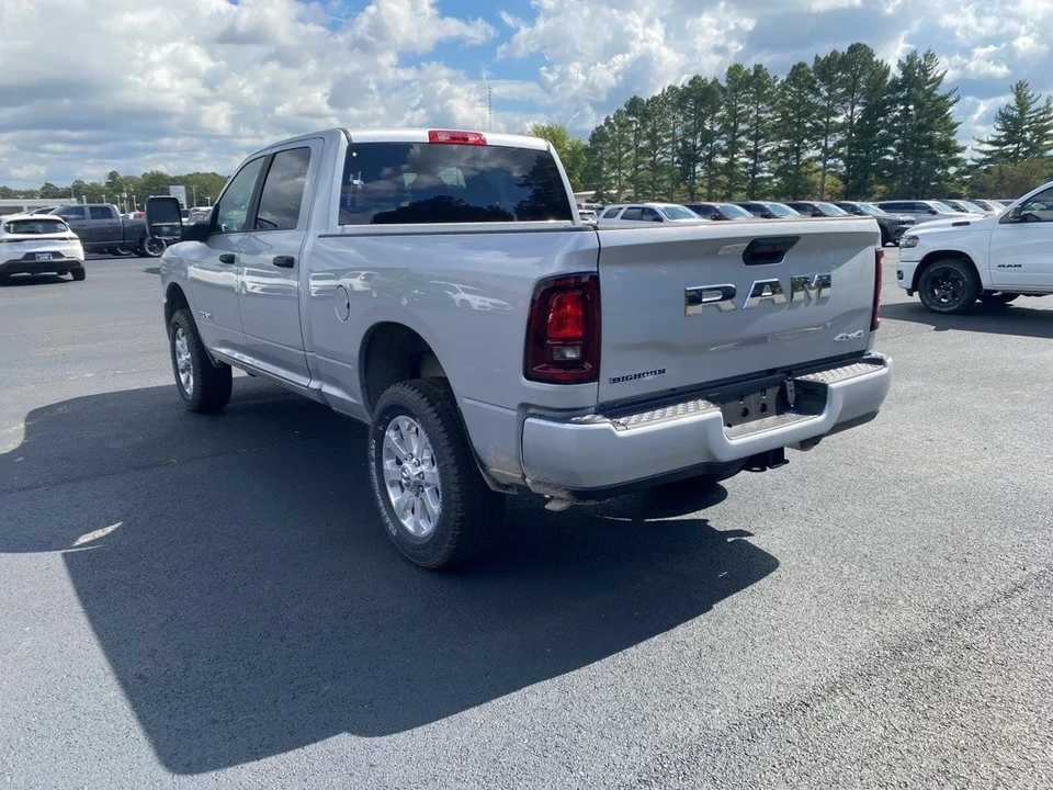 2026 Ram 2500 - Image 11 of 12