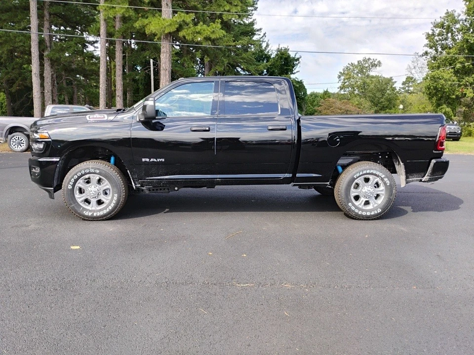 2026 Ram 2500 - Image 8 of 12