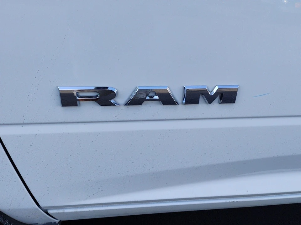 2026 Ram 2500 - Image 10 of 12