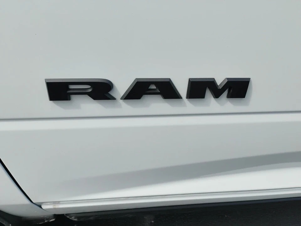 2026 Ram 2500 - Image 10 of 12