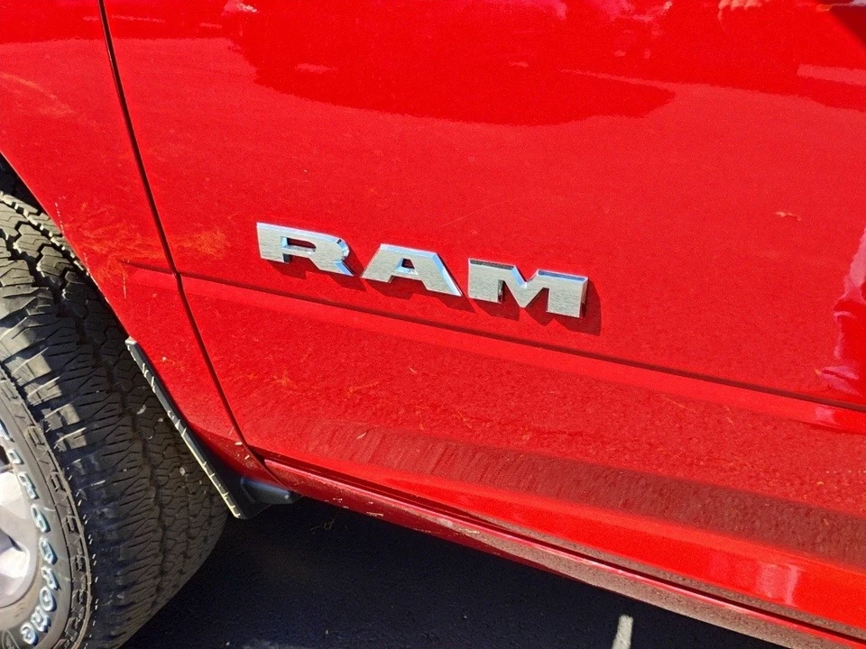 2026 Ram 2500 - Image 10 of 12