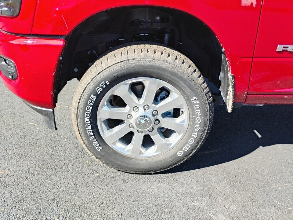 2026 Ram 2500 - Image 9 of 12