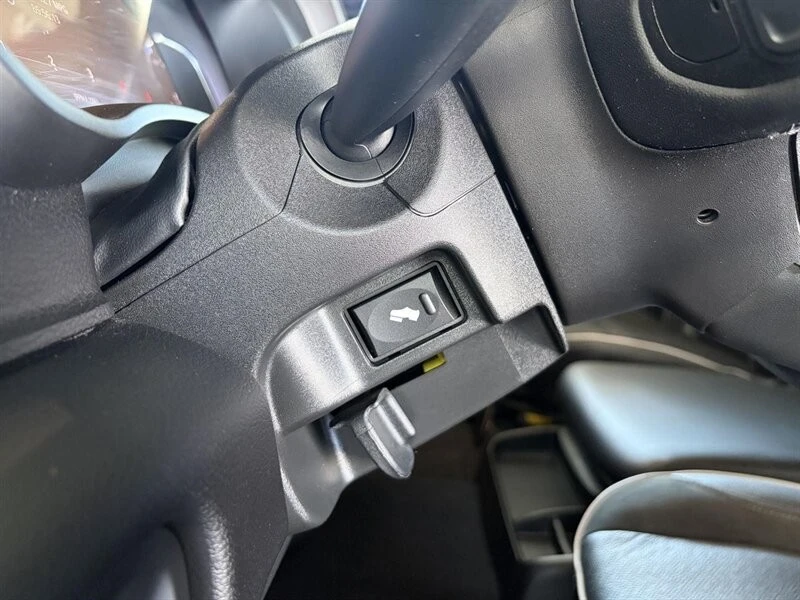 2026 Ram 2500 - Image 18 of 21