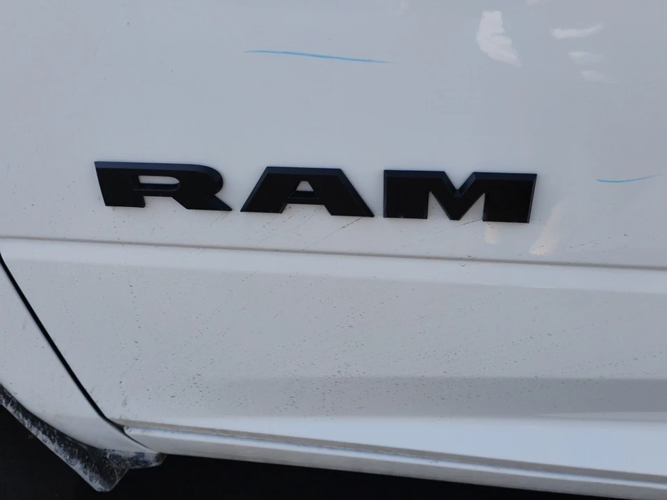 2026 Ram 2500 - Image 10 of 12