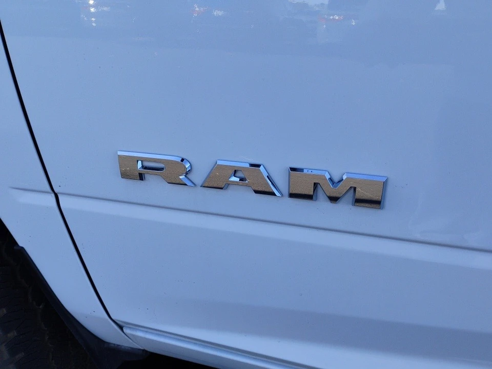 2026 Ram 2500 - Image 10 of 12