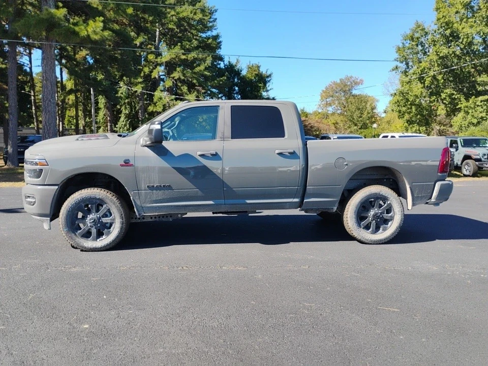 2026 Ram 2500 - Image 8 of 12