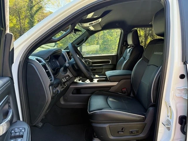 2026 Ram 2500 - Image 14 of 21