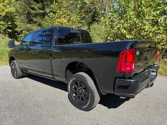 2026 Ram 2500 - Image 12 of 21