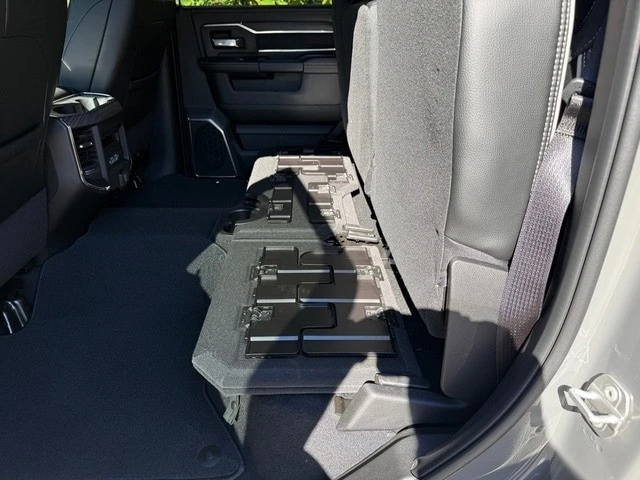 2026 Ram 2500 - Image 17 of 21
