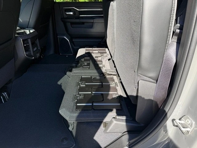 2026 Ram 2500 - Image 17 of 21