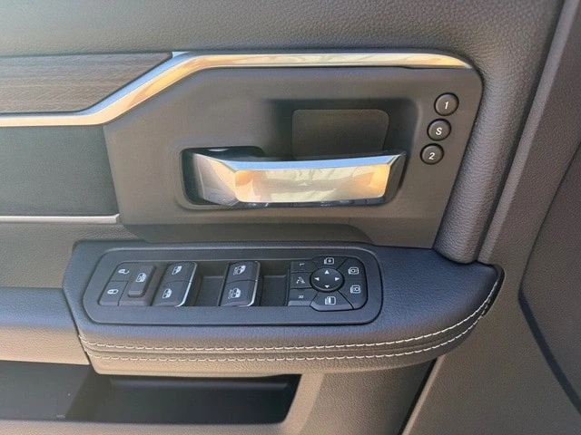 2026 Ram 2500 - Image 14 of 21