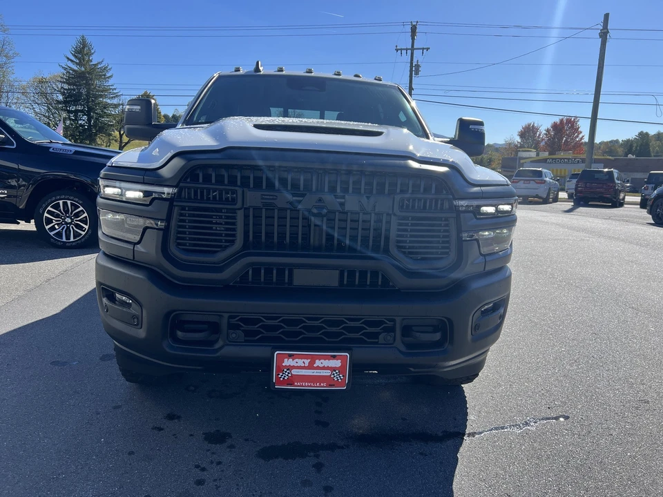 2026 Ram - Image 5 of 31
