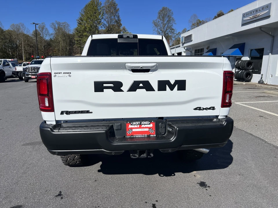 2026 Ram - Image 2 of 31