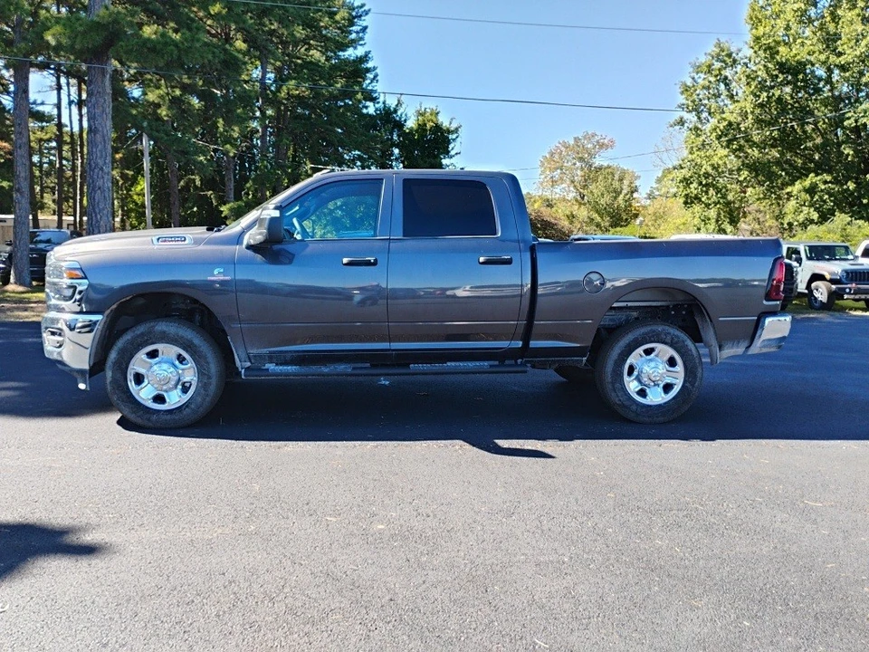 2026 Ram 2500 - Image 8 of 12