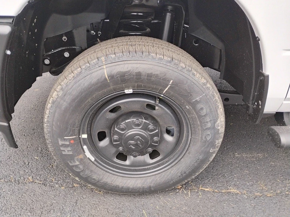 2026 Ram 2500 - Image 9 of 12