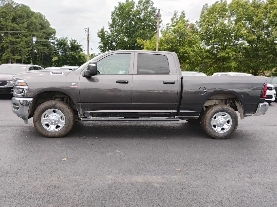 2026 Ram 2500 - Image 8 of 12