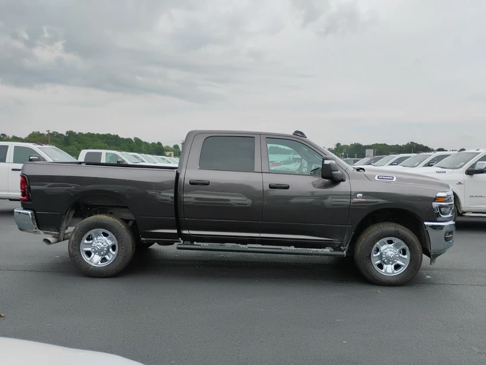 2026 Ram 2500 - Image 4 of 12