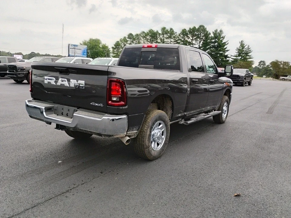 2026 Ram 2500 - Image 5 of 12