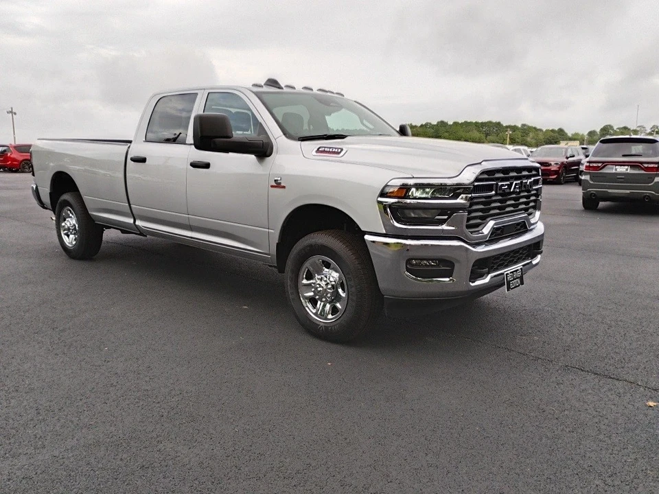 2026 Ram 2500 - Image 3 of 12