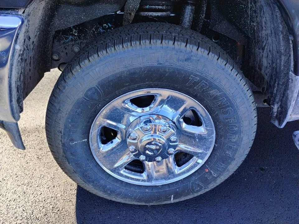 2026 Ram 2500 - Image 9 of 12