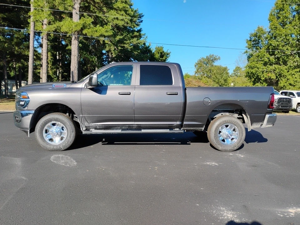 2026 Ram 2500 - Image 8 of 12