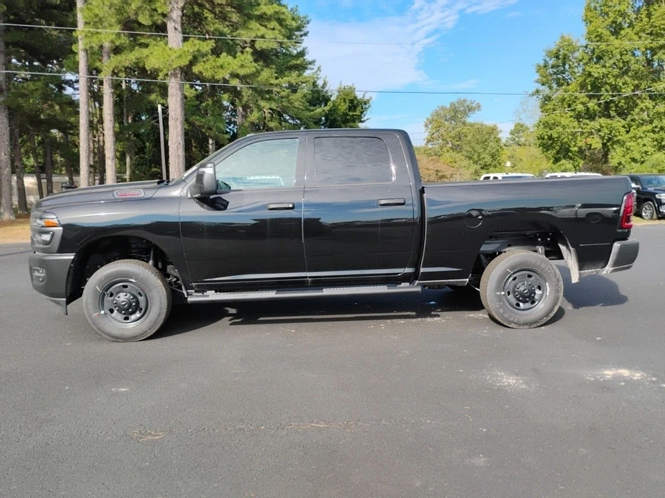 2026 Ram 2500 - Image 8 of 12