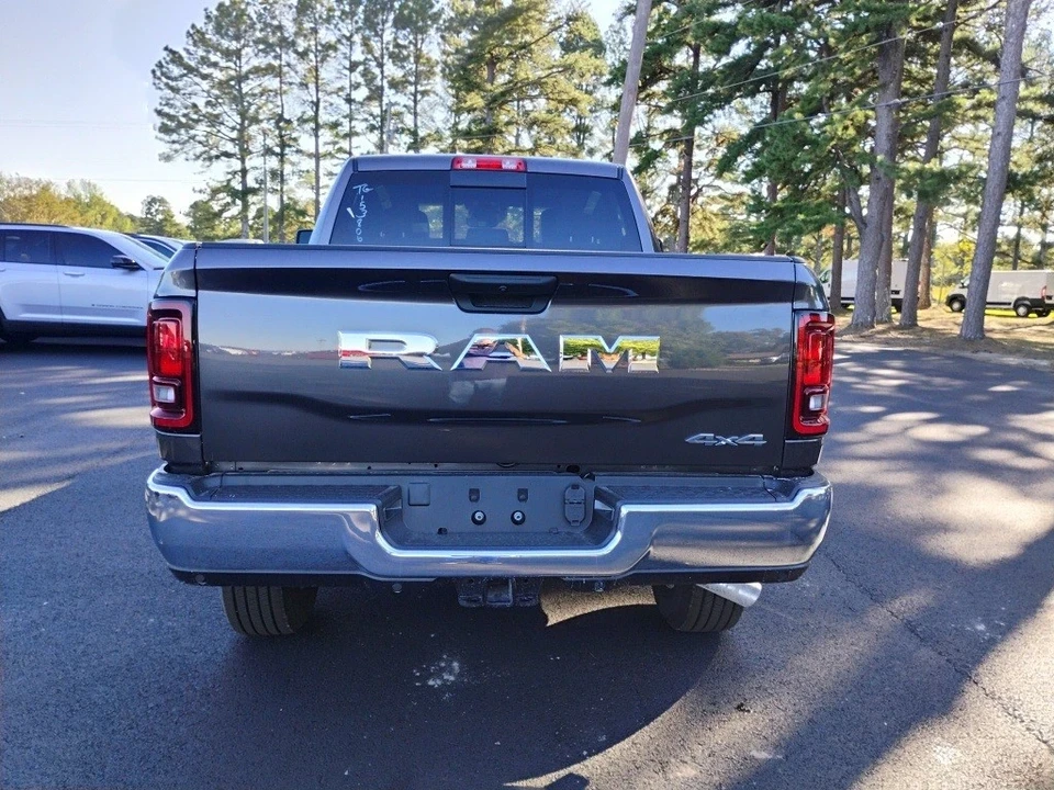 2026 Ram 2500 - Image 6 of 12