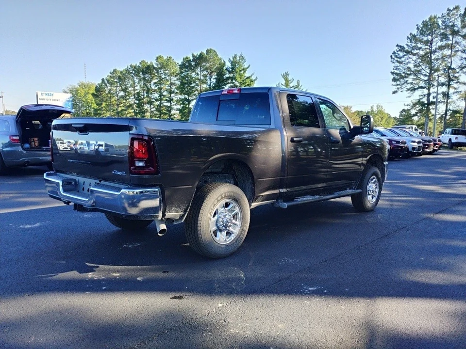 2026 Ram 2500 - Image 5 of 12