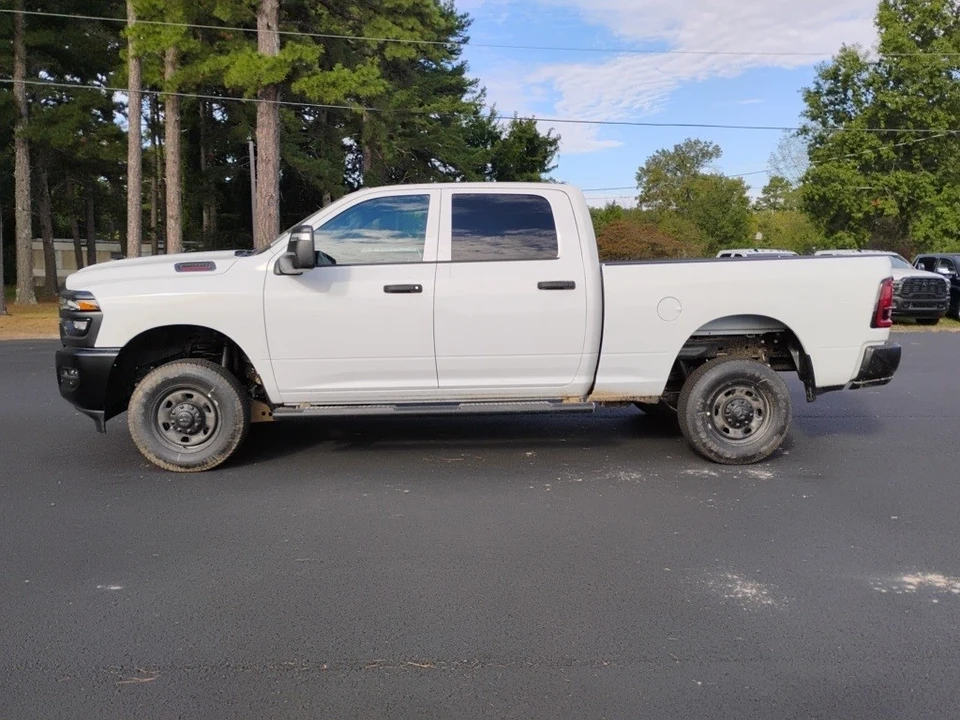 2026 Ram 2500 - Image 8 of 12