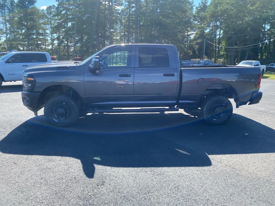 2026 Ram 2500 - Image 8 of 12