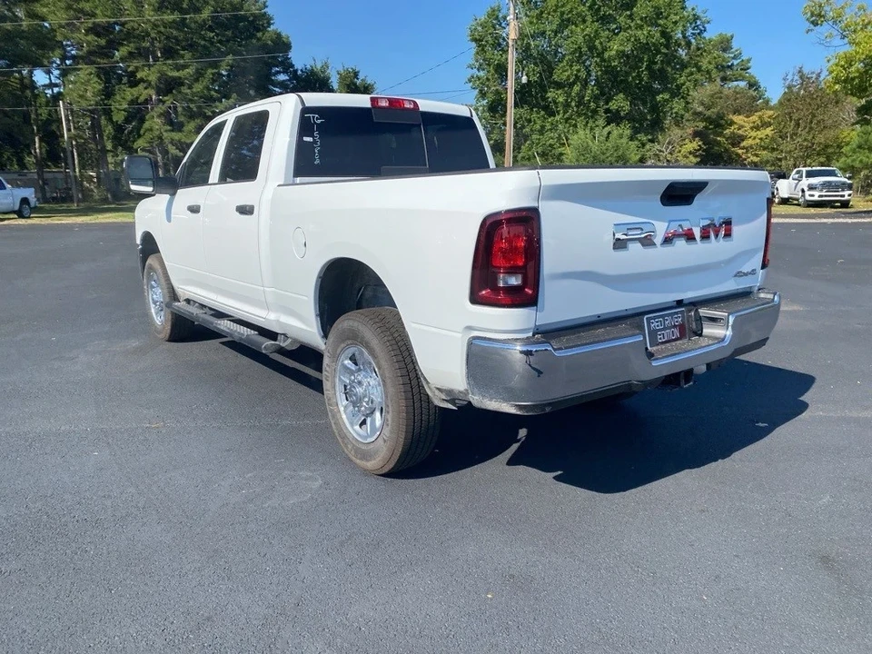 2026 Ram 2500 - Image 7 of 12