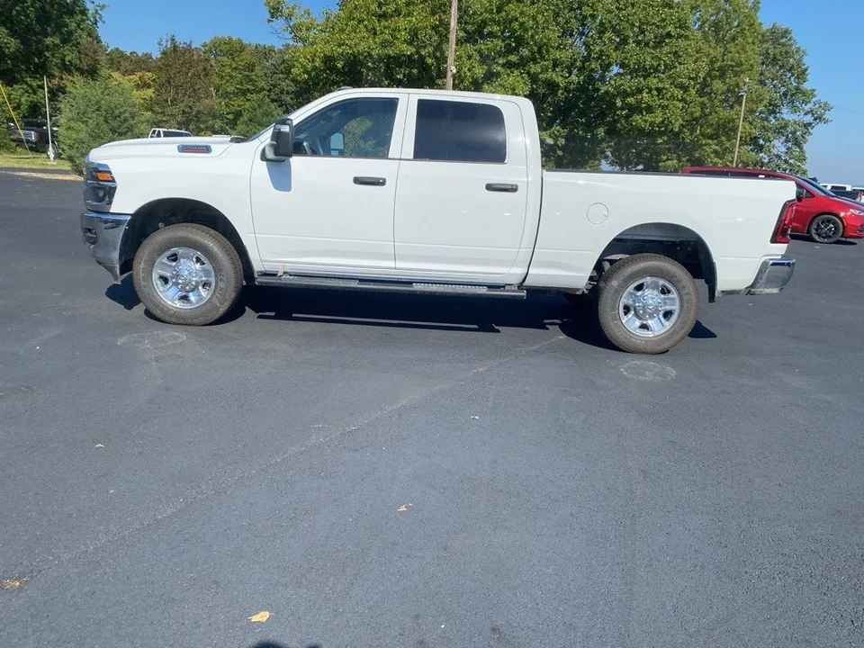 2026 Ram 2500 - Image 8 of 12