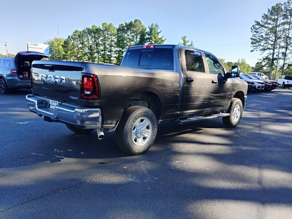 2026 Ram 2500 - Image 5 of 12