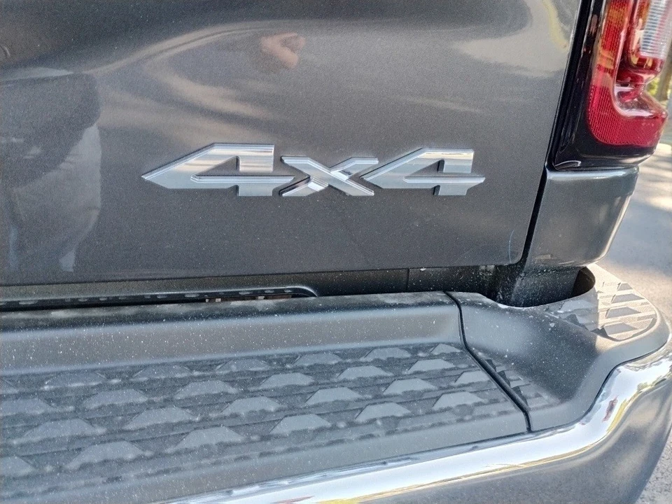 2026 Ram 2500 - Image 11 of 12