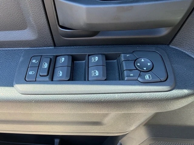 2026 Ram 2500 - Image 14 of 21