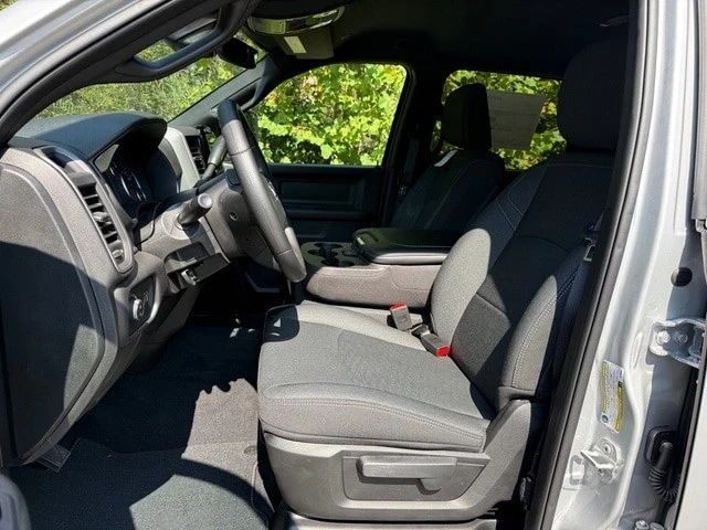 2026 Ram 2500 - Image 13 of 21